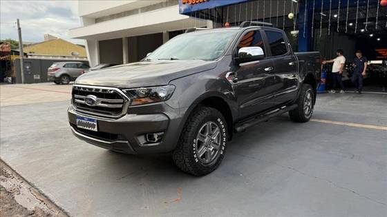 FORD RANGER 2.2 XLS 4X4 CD 16V DIESEL 4P AUTOMÁTICO